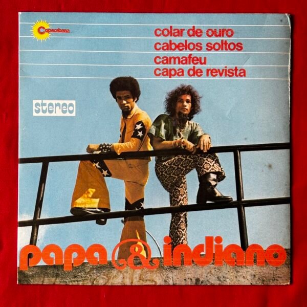 Papa & Indiano – Colar De Ouro / Cabelos Soltos / Camafeu / Capa De Revista