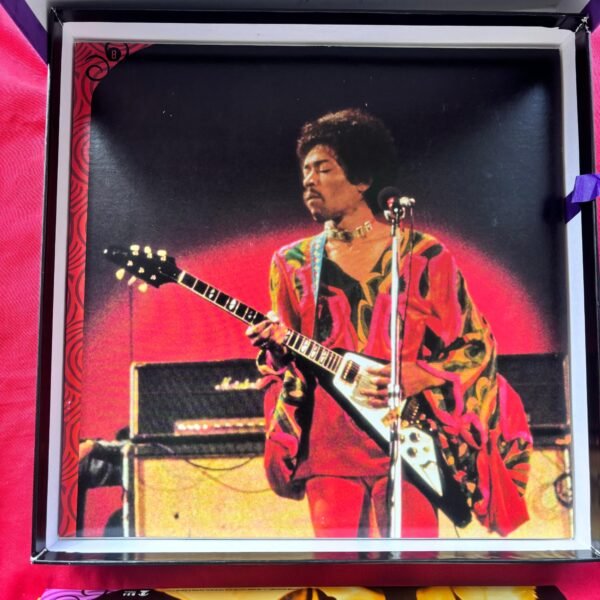 The Jimi Hendrix Experience – The Jimi Hendrix Experience - Image 10