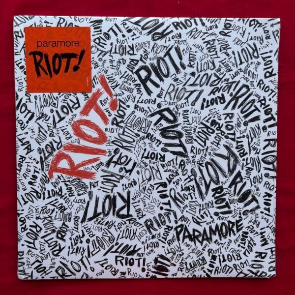 Paramre Riot Paramore - Riot! - Black Hole Discos